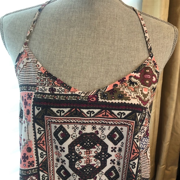 HOLLISTER Tank 🌸 - Picture 3 of 7